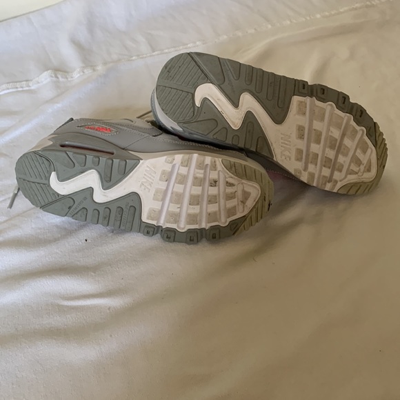 Nike Air Max shoes - Picture 3 of 7